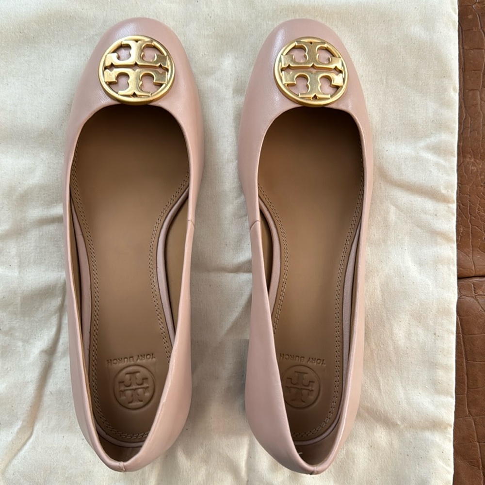 Pale pink Tory Burch women’s size 9M